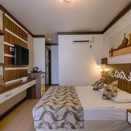 Risus Hotel Sidé Extérieur photo