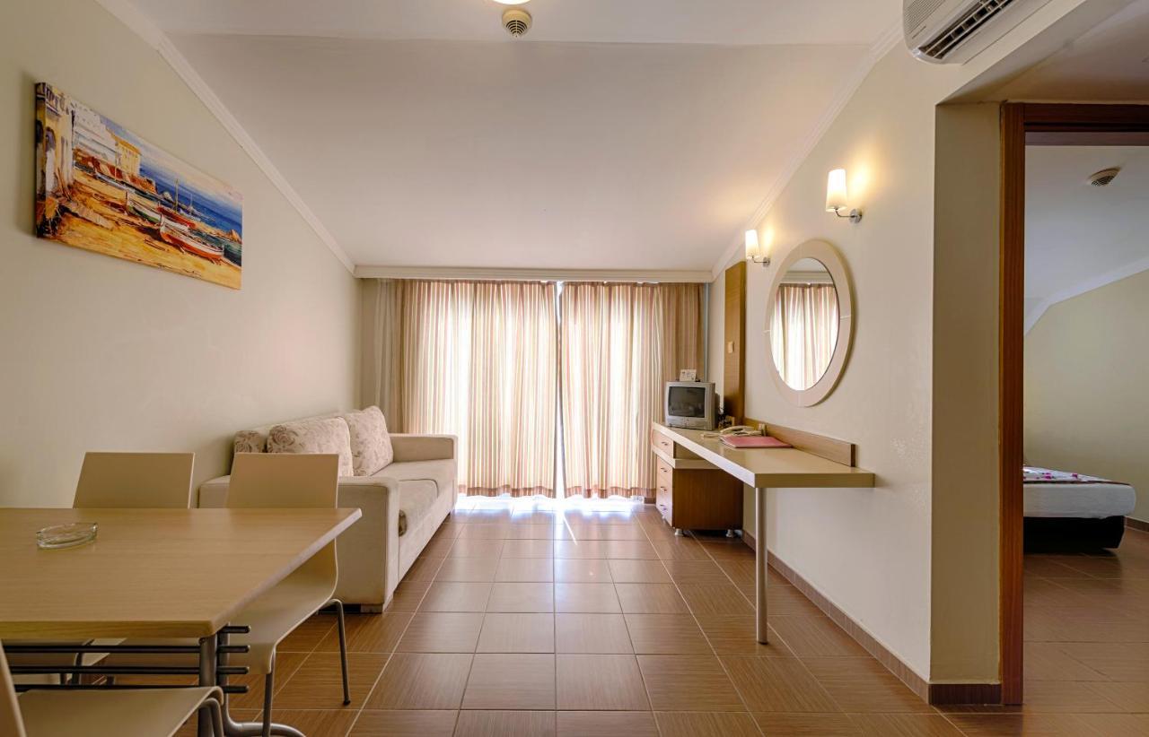Risus Hotel Sidé Extérieur photo
