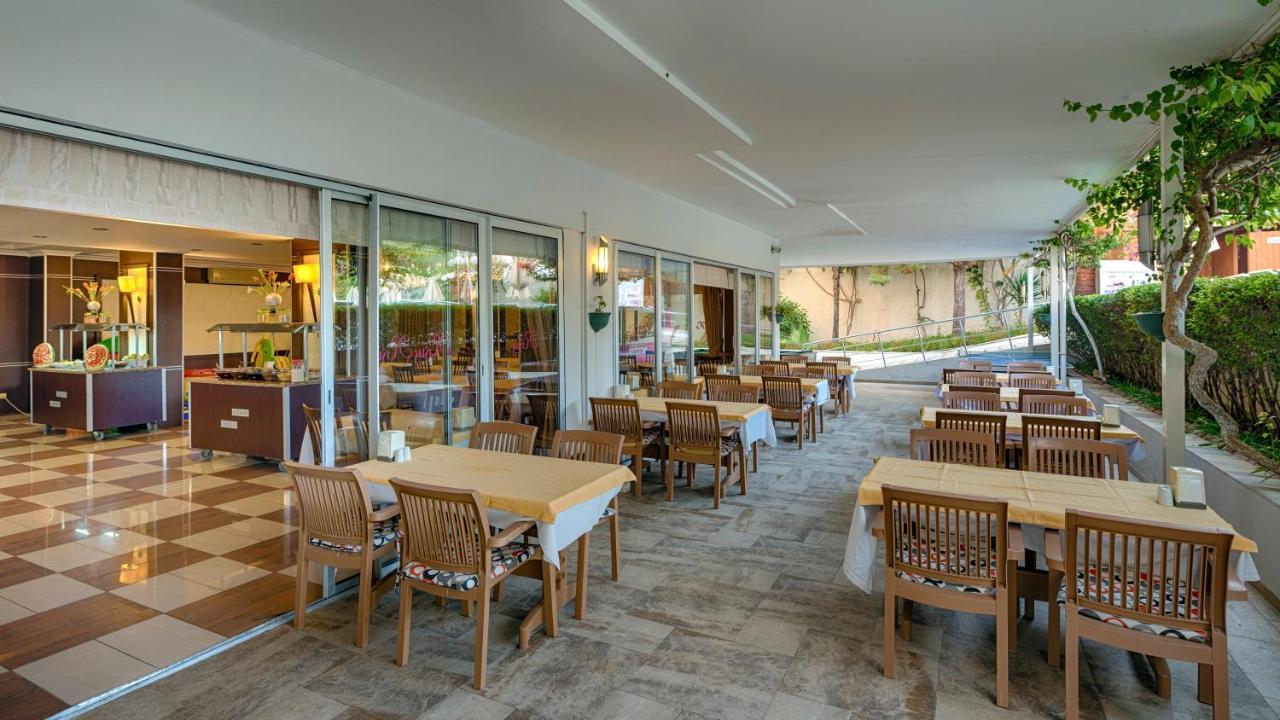 Risus Hotel Sidé Extérieur photo