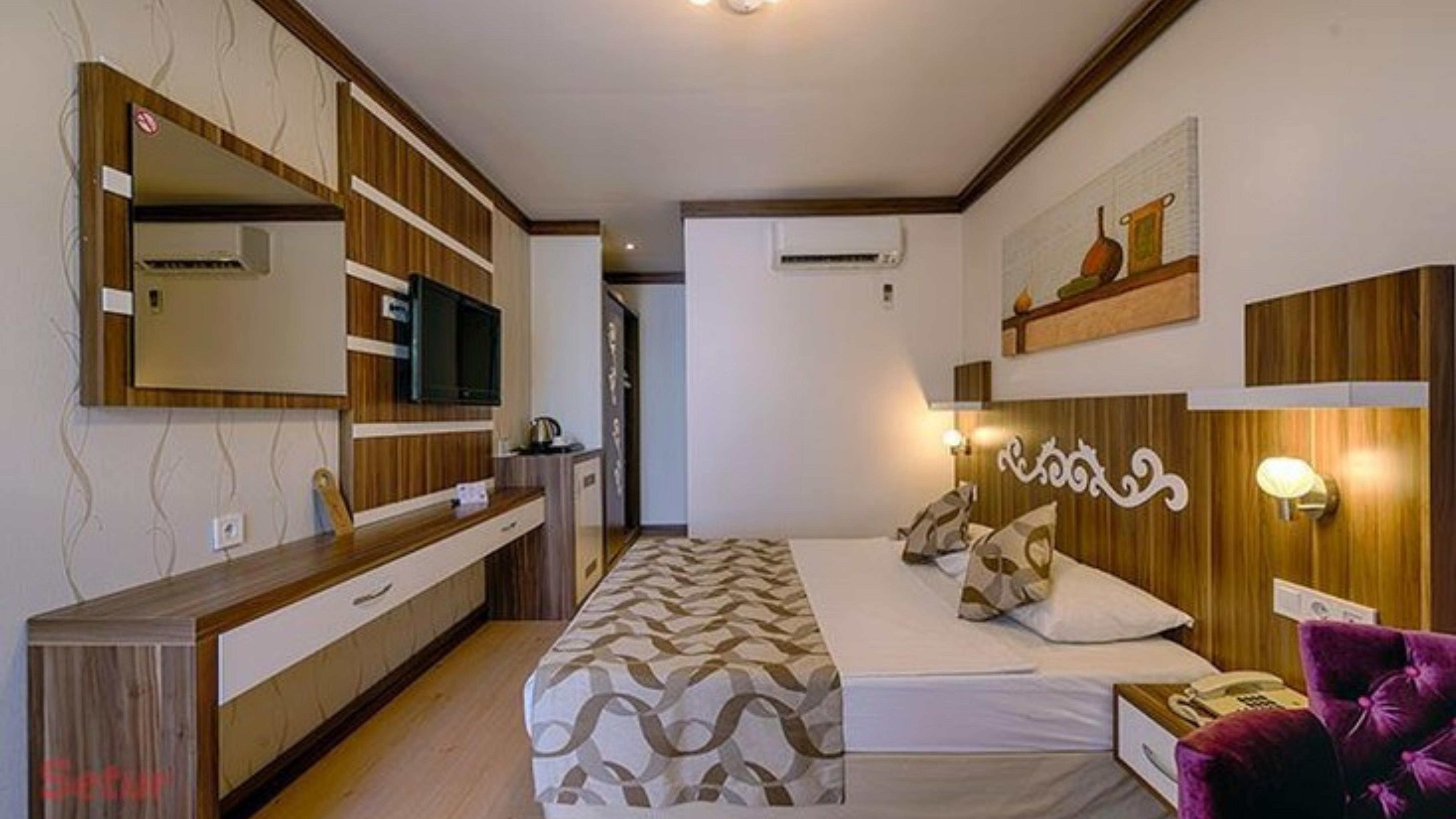 Risus Hotel Sidé Extérieur photo