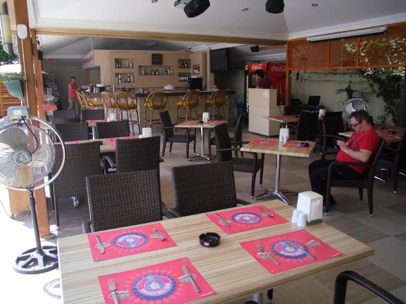 Risus Hotel Sidé Extérieur photo